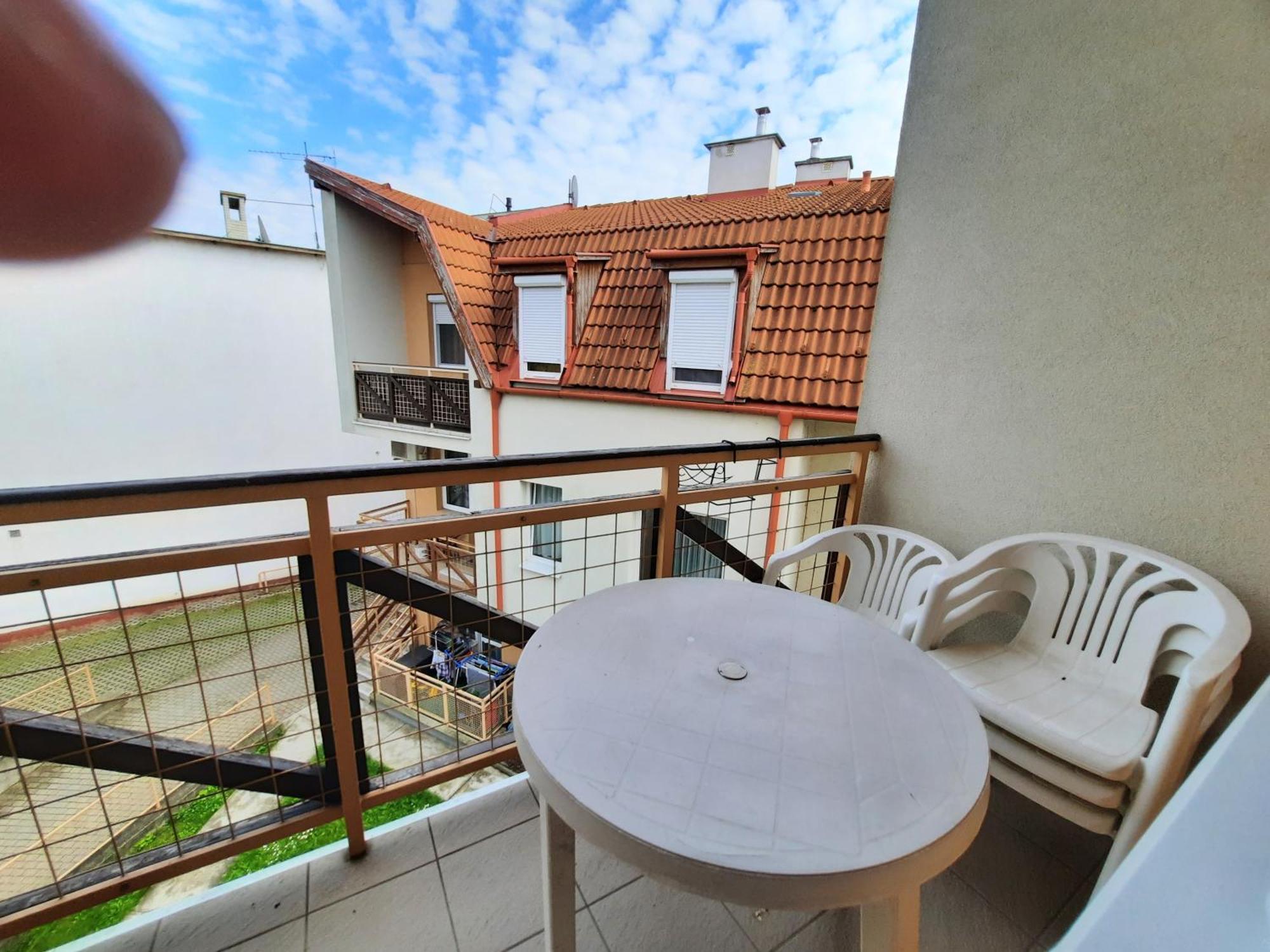 Zoeld Beka Apartmanok Koelcsey I Hajduszoboszlo Exterior photo